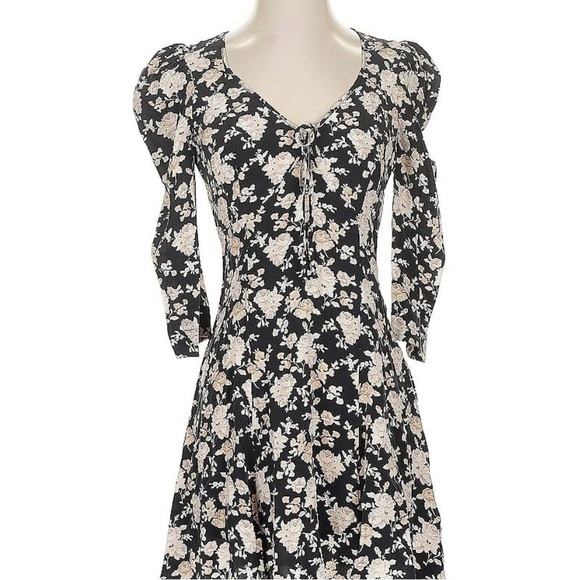 LOVESHACKFANCY Silk Floral Mini Dress 3/4 Sleeve Coquette Feminine NEW XXS 0 - Picture 3 of 10